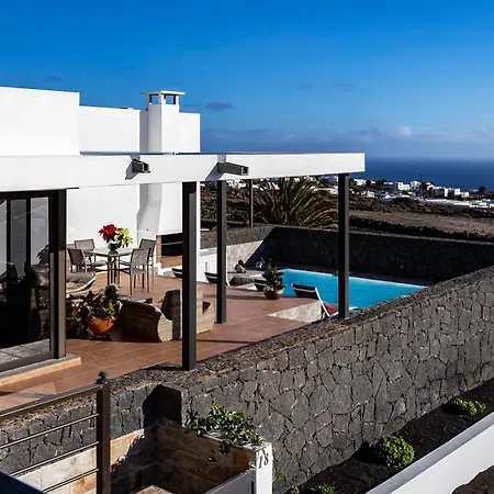别墅 Con Piscina Climatizada Y Vistas Al Mar *
